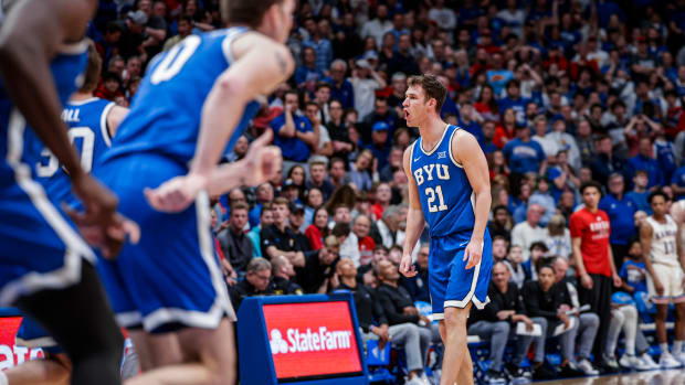 Trevin Knell vs Kansas basketball